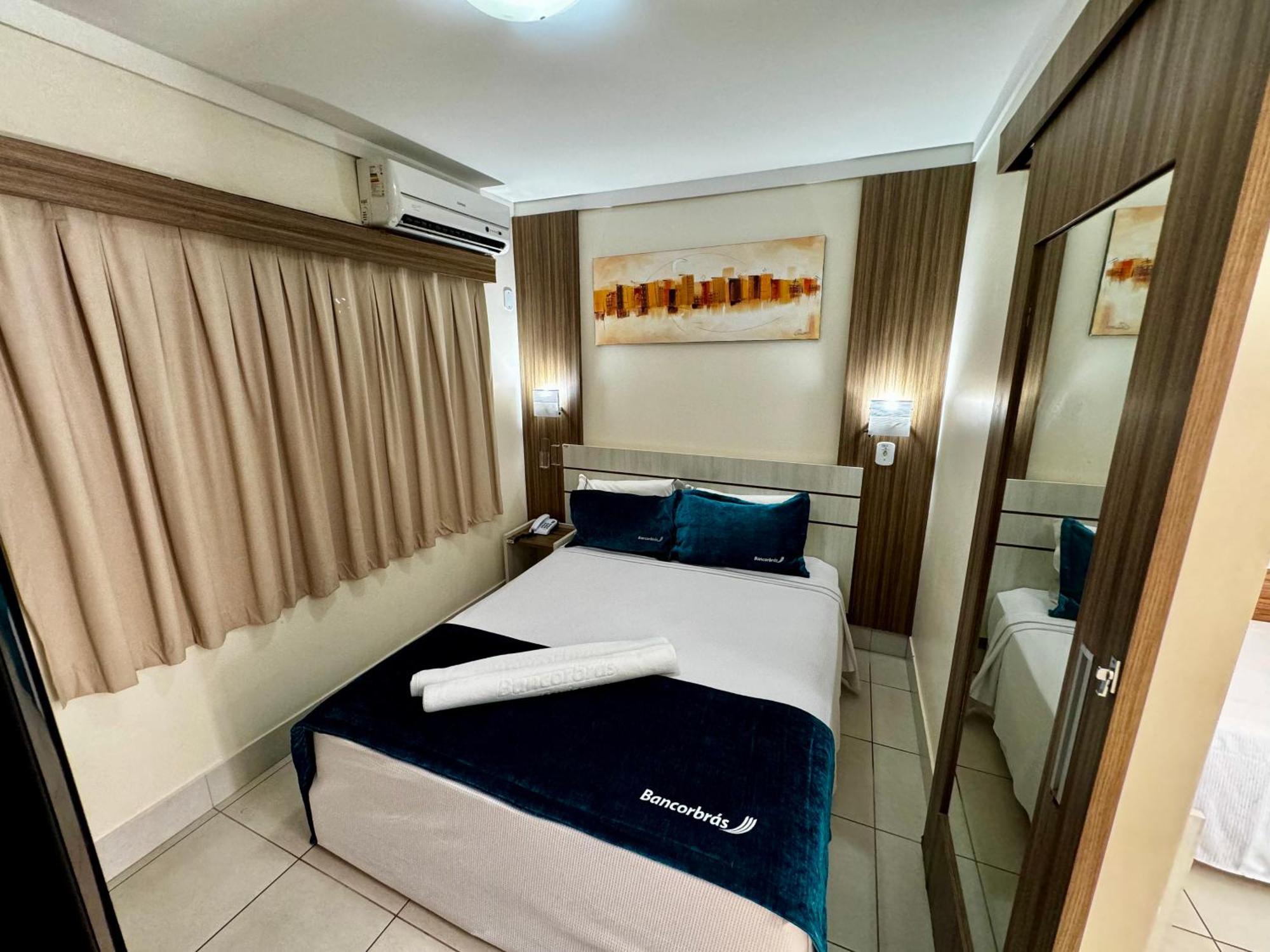 Di Roma Lacqua Caldas Novas Park 24H, Com Roupas De Cama E Banho Bilik gambar